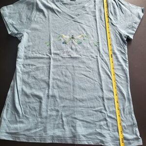 Girls Tshirt Alaska Excellent Condition  Size Medium